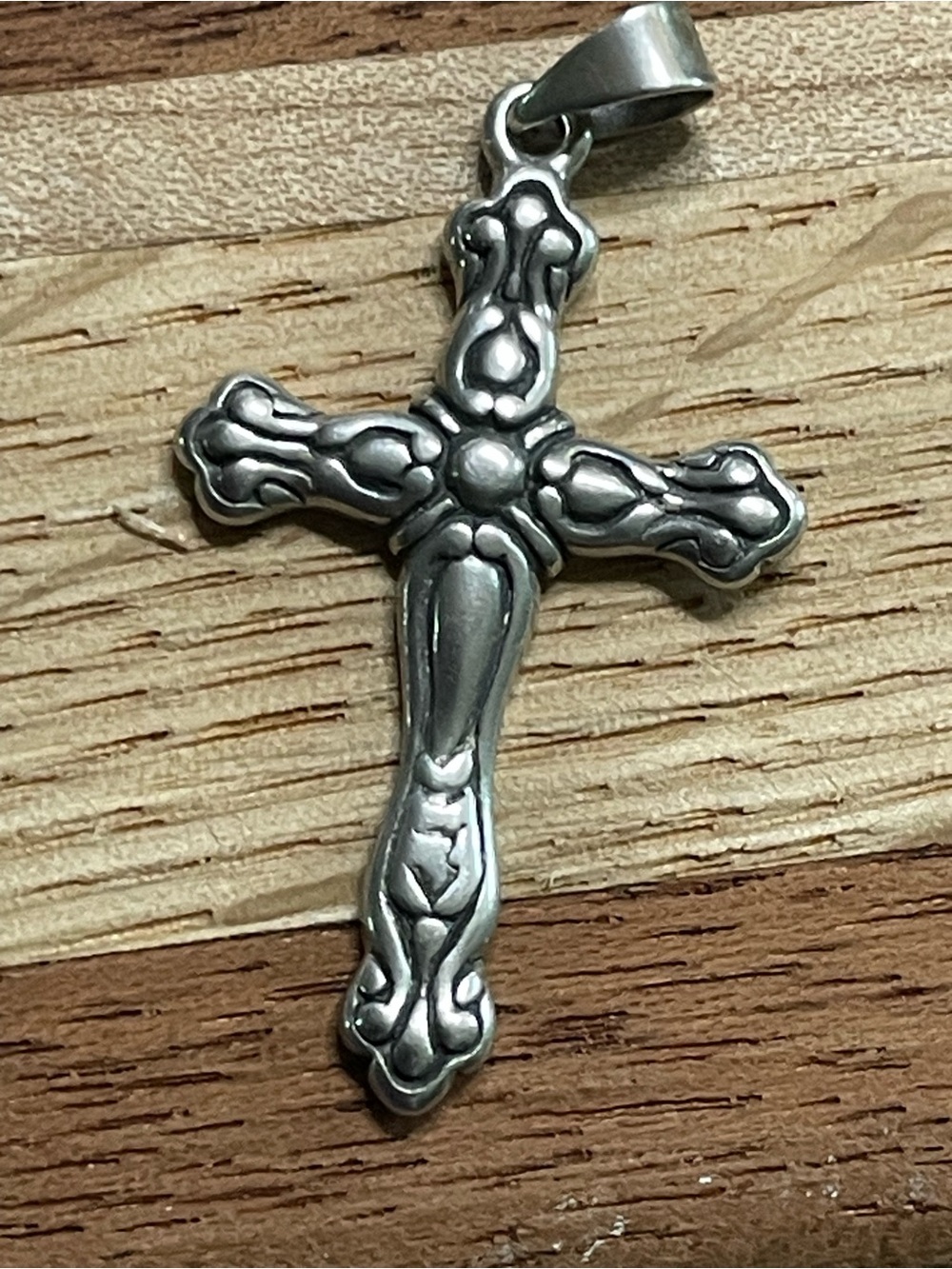 Sterling Silver Cross ( Pendant Only)Vintage Art Nouveau. Stamped 925 3.27grams